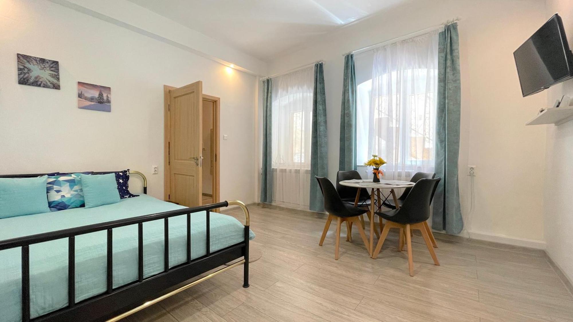 Evu Long Street Apartment Brasov Exterior photo